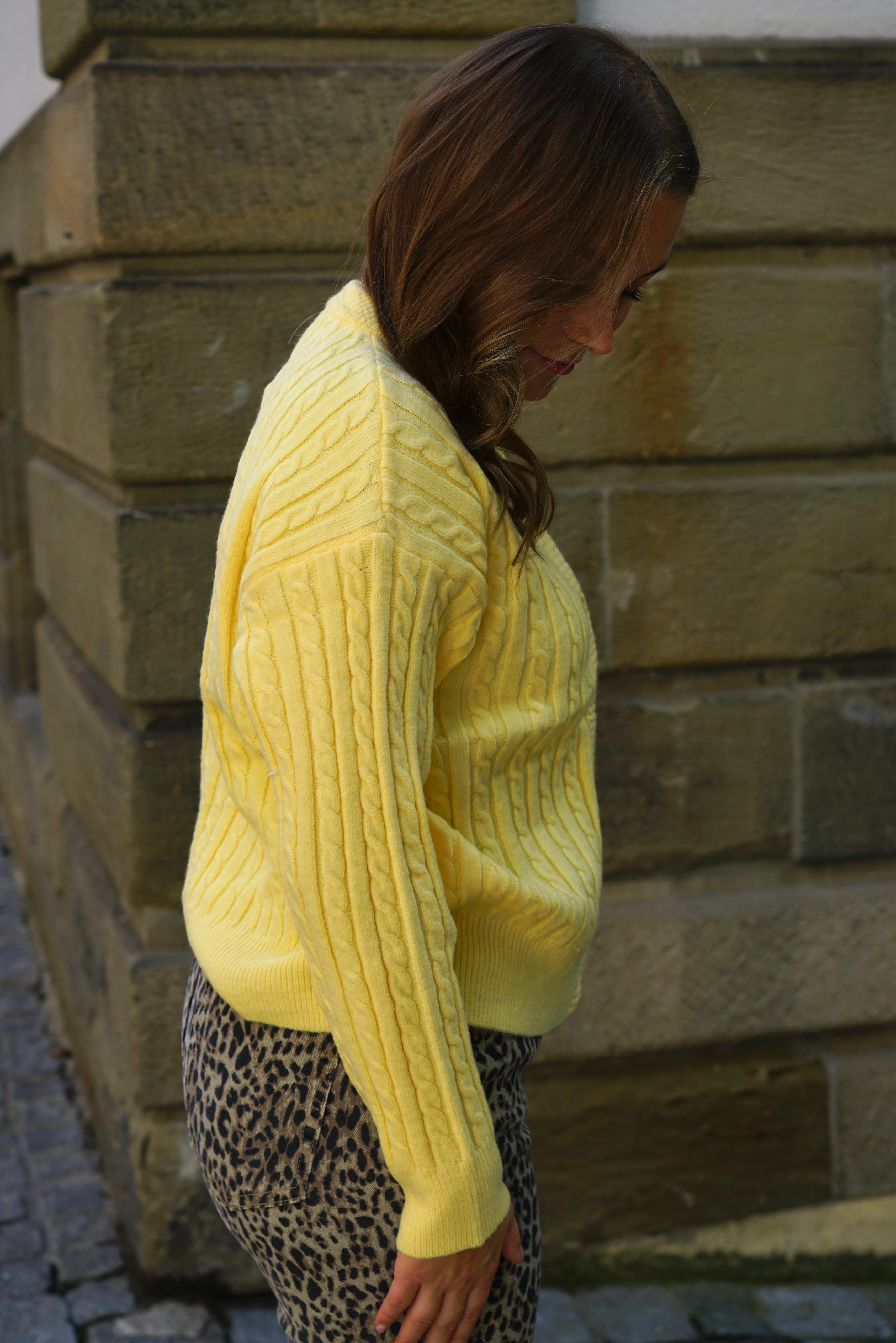 Cable Knit Strickjacke – Yellow Vibes