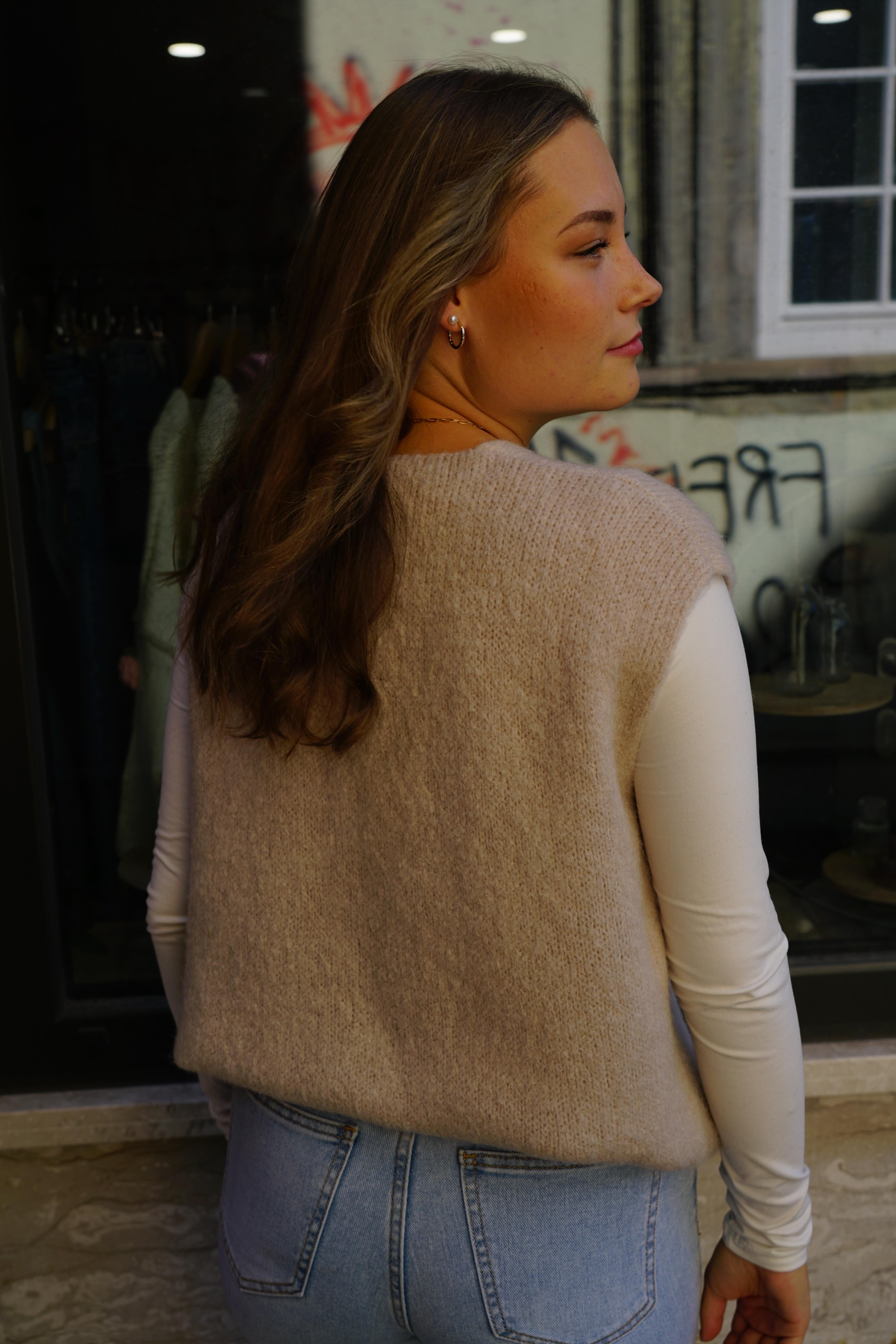 Soft Knit Weste – Taupe