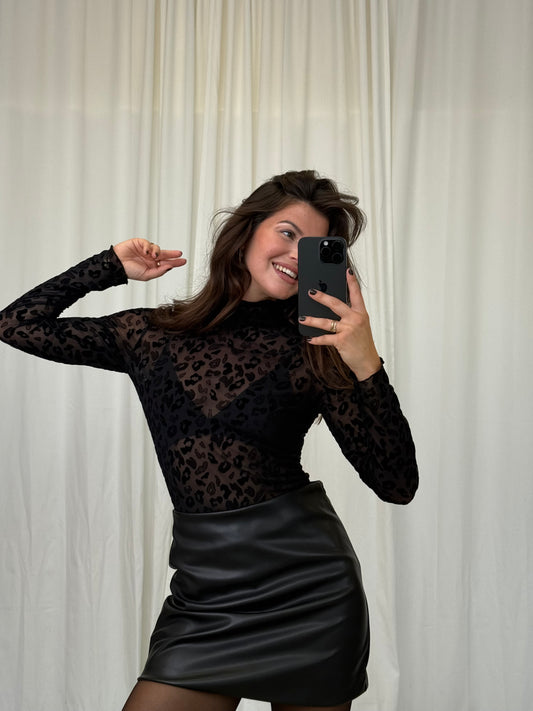 Leo Mesh Black