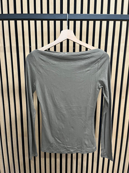 Longsleeve mit U-Boot Ausschnitt
