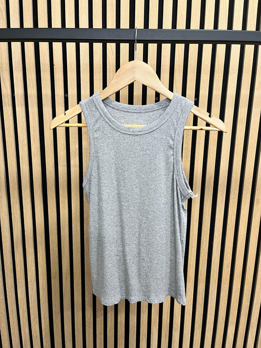 Basic Ripp Top