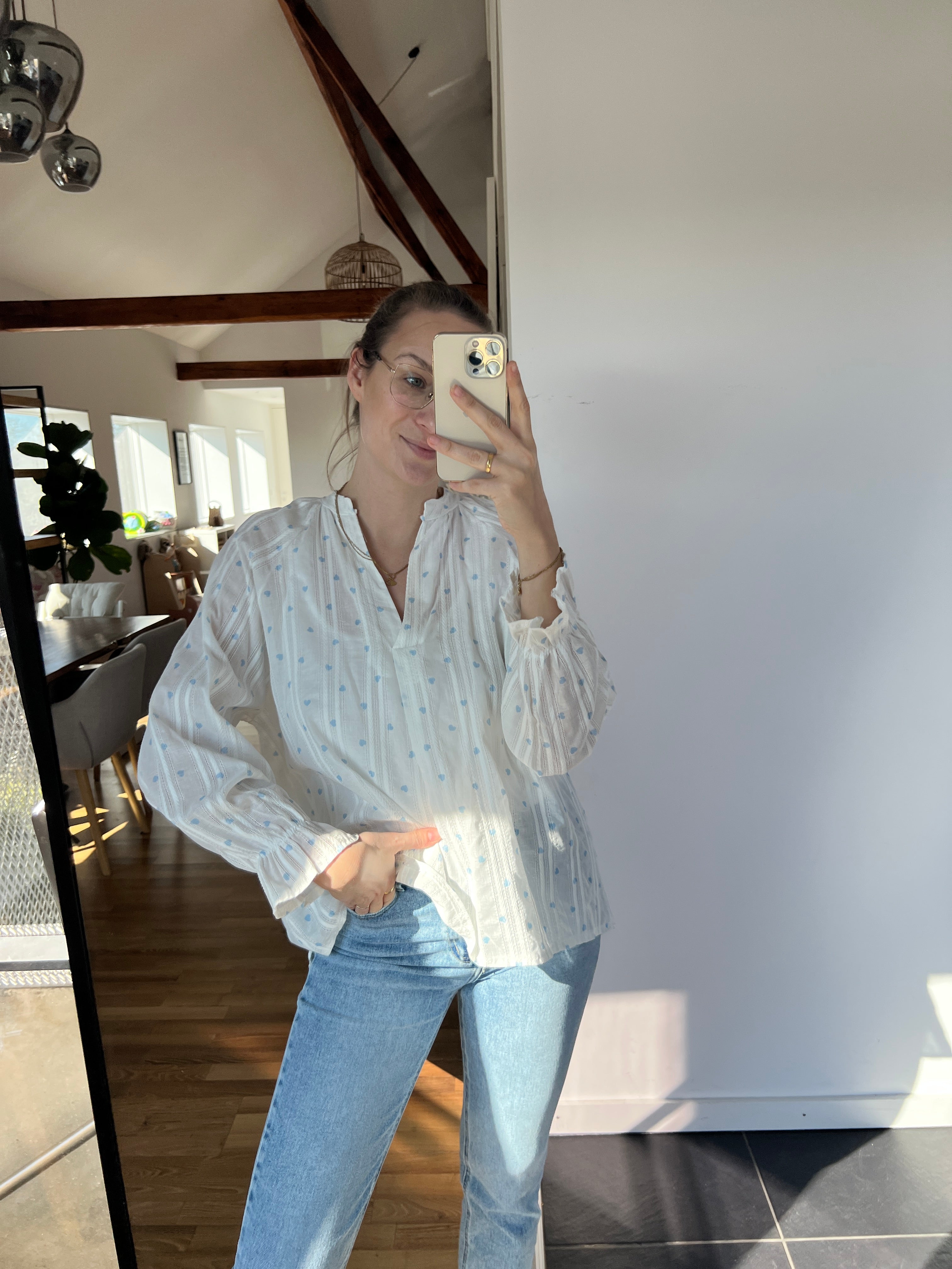 Herzchenbluse „Hannah“ – Sky Heart