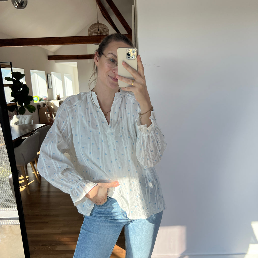 Herzchenbluse „Hannah“ – Sky Heart