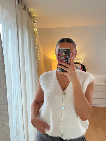 Strickweste „Tilda“ – wollweiß