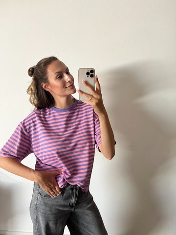 Lässiges Streifen T-Shirt – Flieder/Rosa