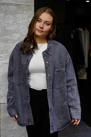 Oversize Jeanshemd – vielseitig als Hemd oder Jacke