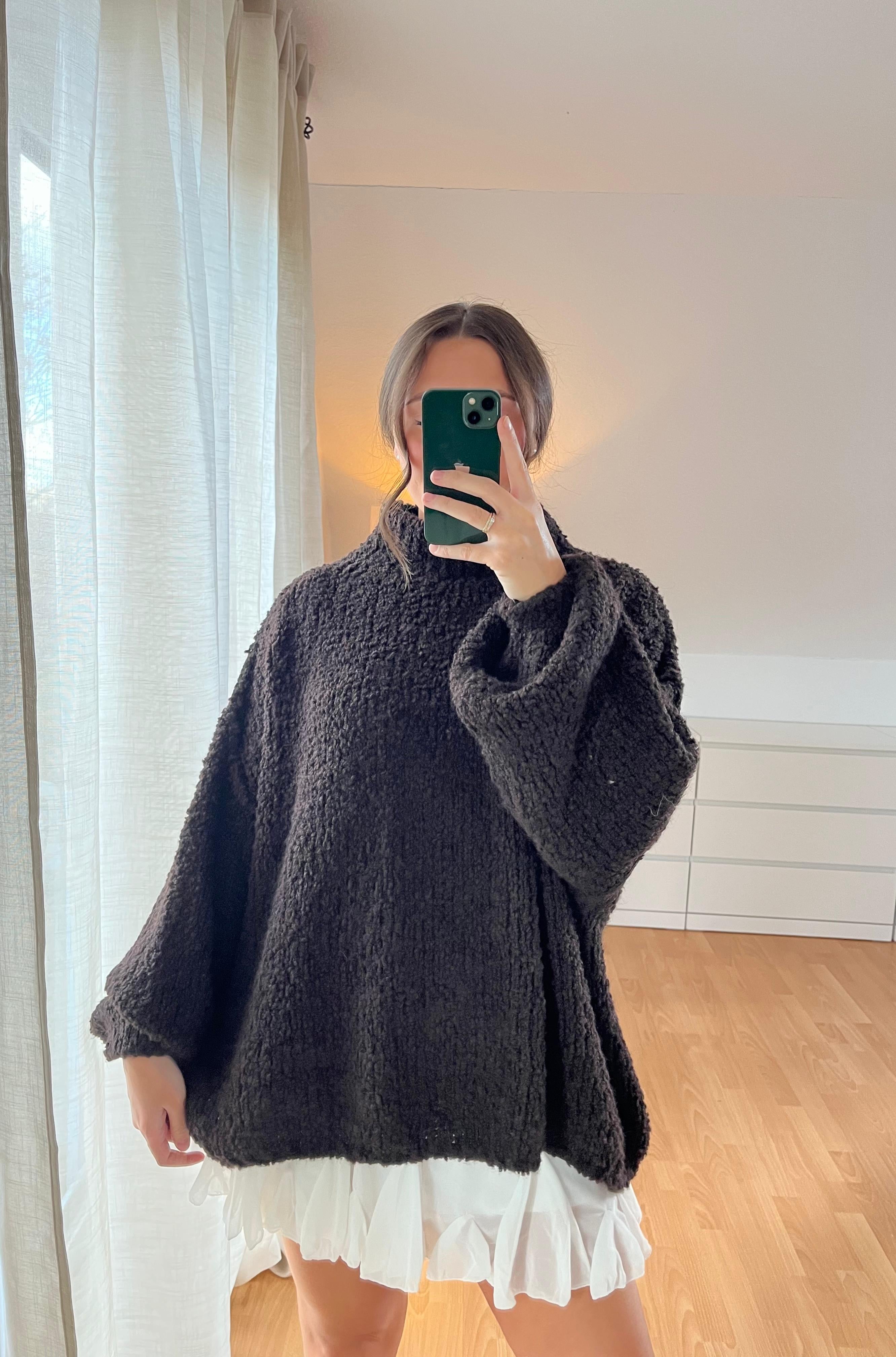 Cozy Bouclé Oversize Pullover - schokobraun