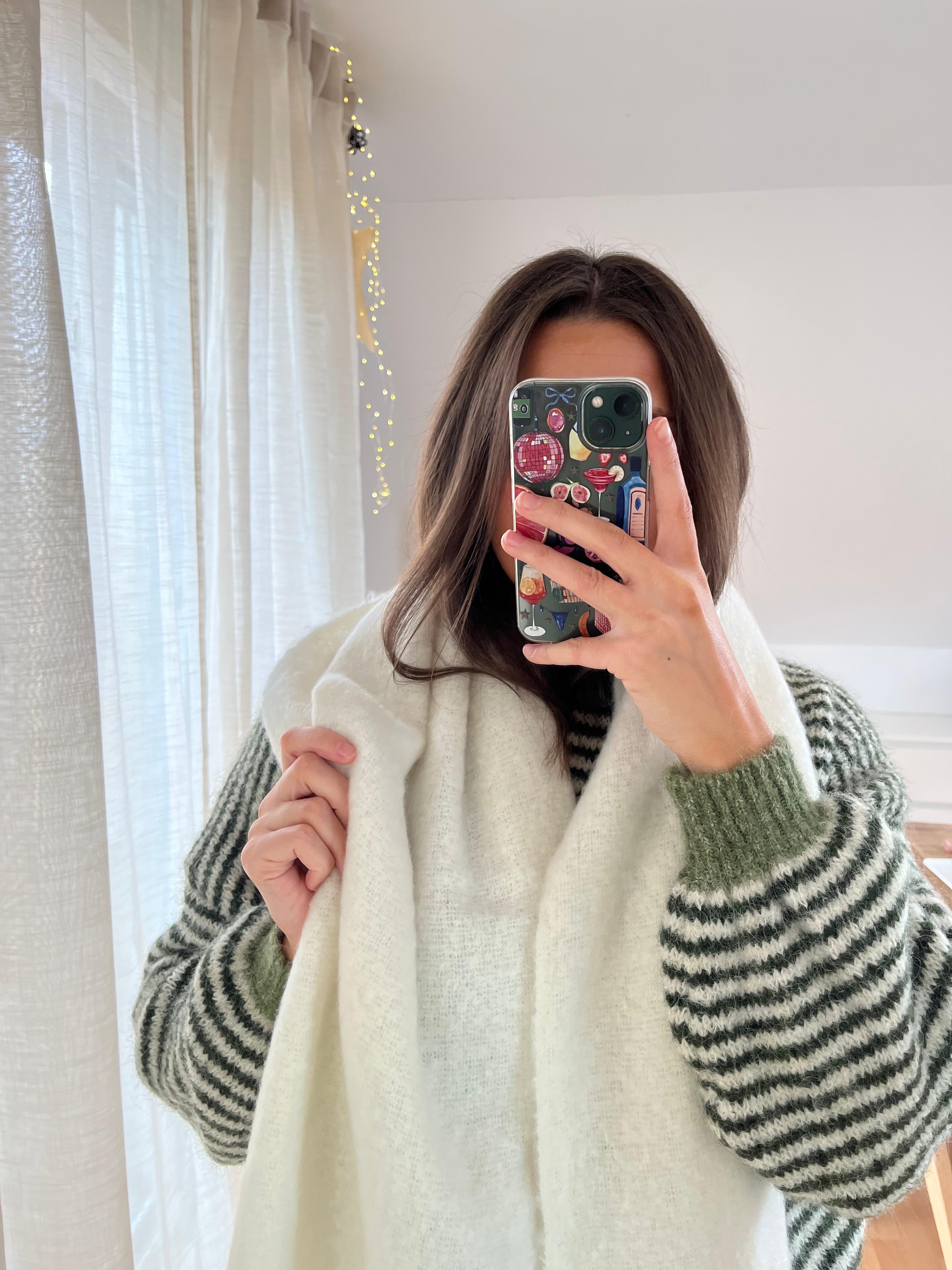 Schal "Milea" – Wollweiß, soft, schlicht, wunderschön