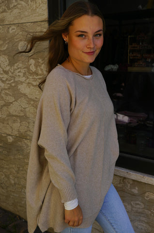 Oversize Knit Sweater – Taupe