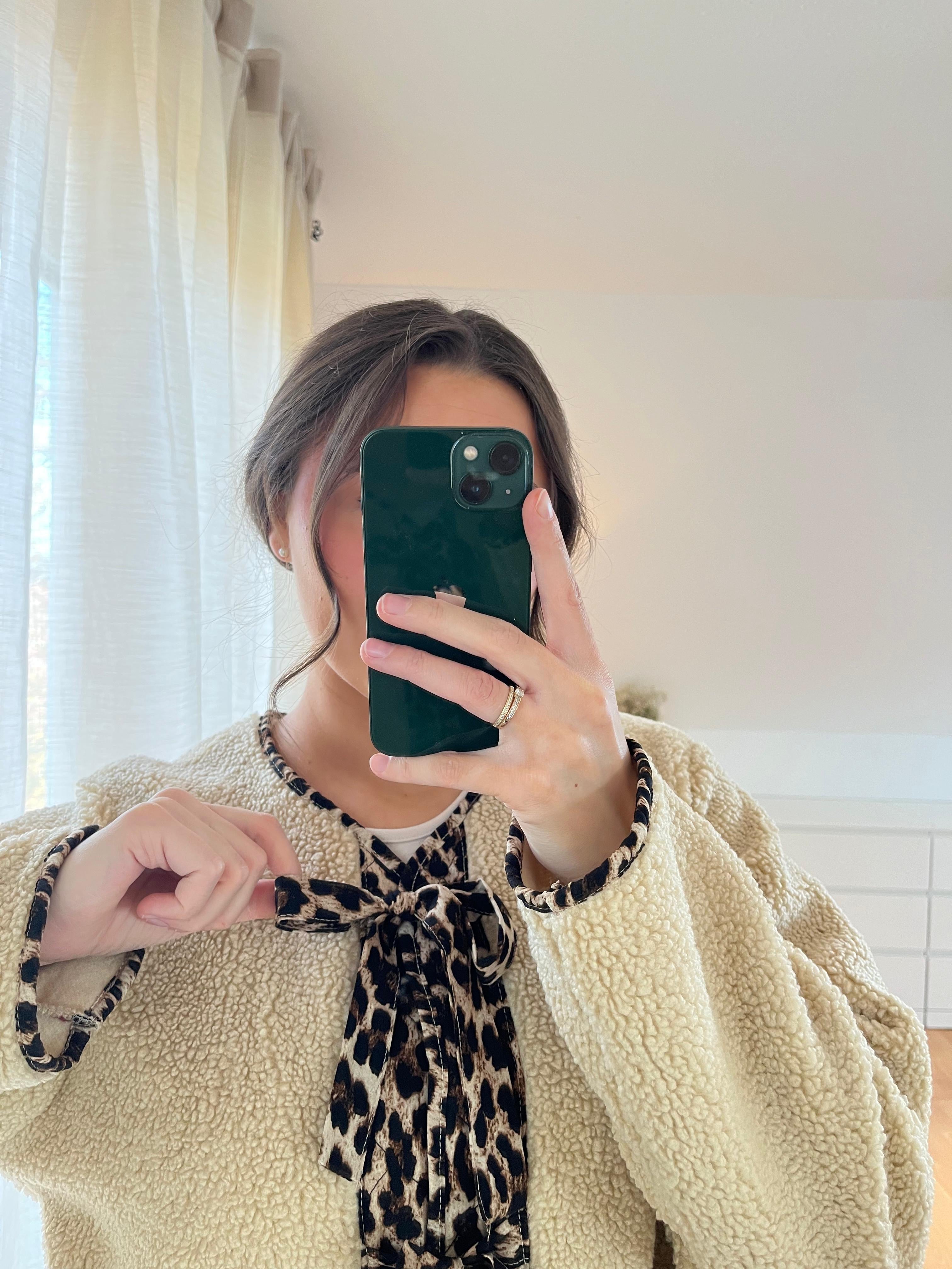 Jäckchen „Amara“ – Karamell, cozy meets wild