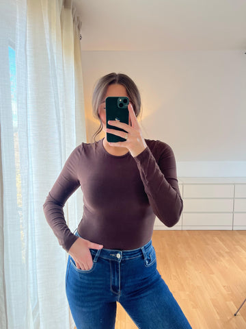 Langarmshirt „Liva“ – Braun, dein neues Basic-Essential