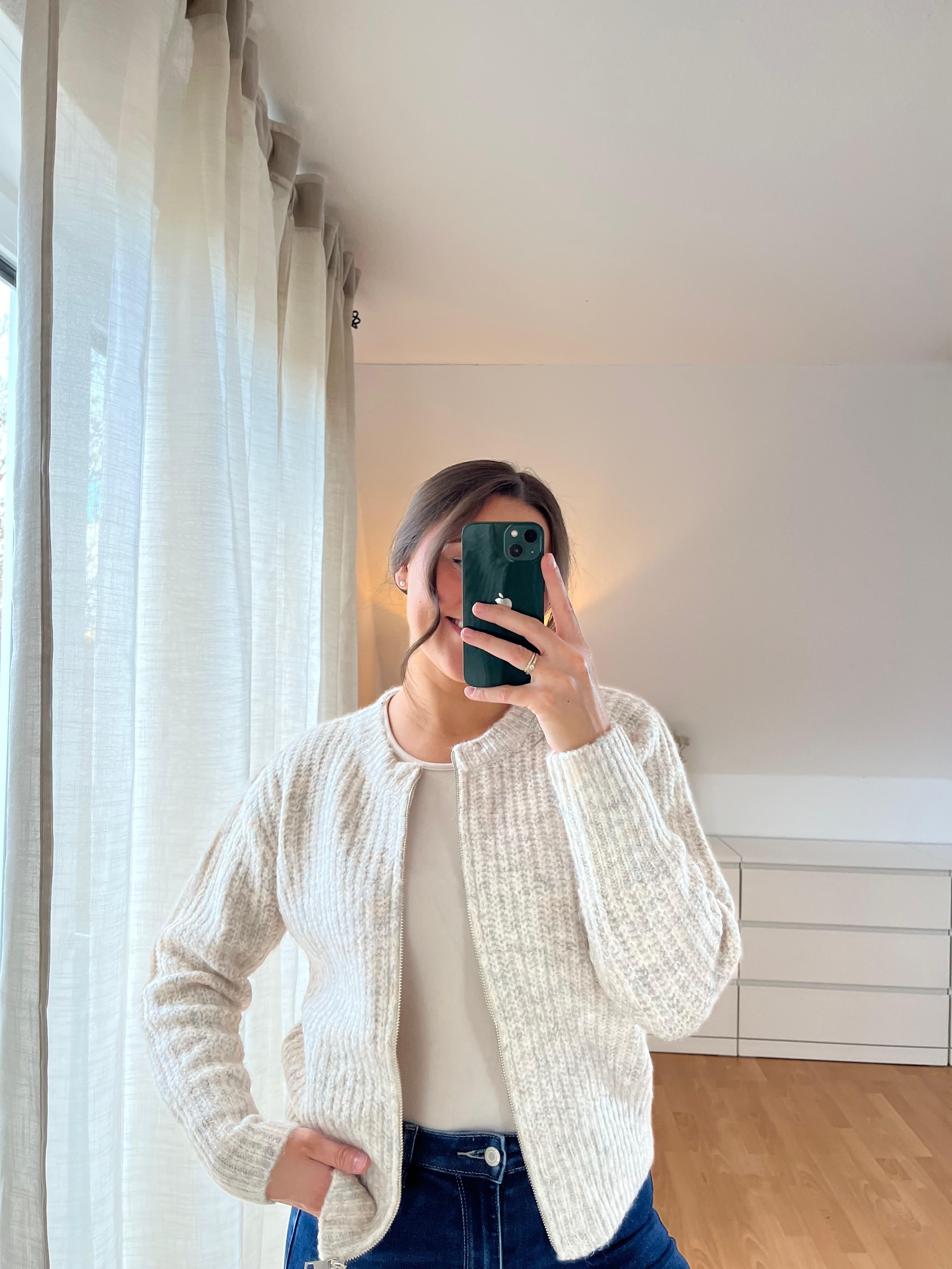 Cardigan „Alina“ – Creme, cozy & timeless
