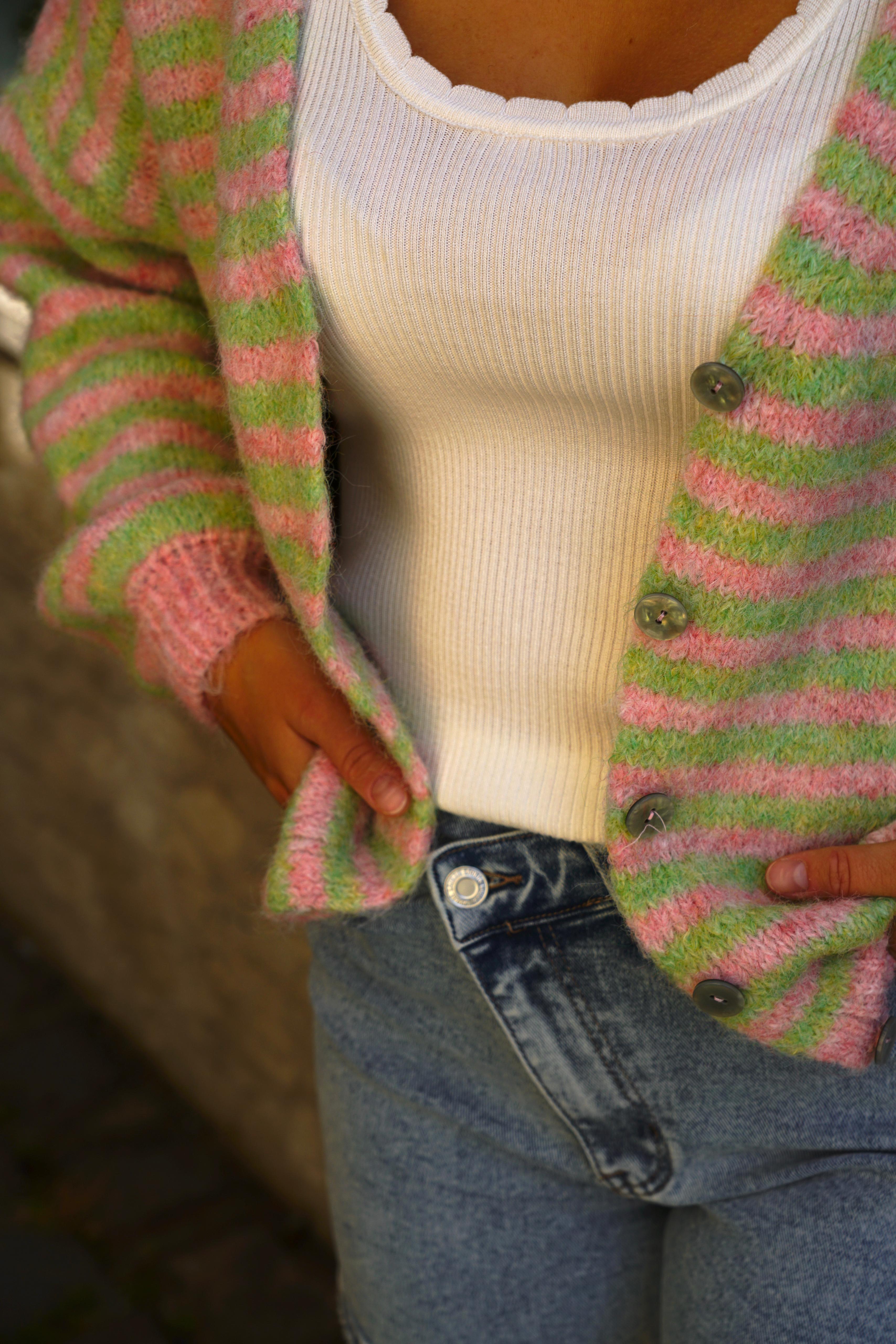 Cozy Stripes Cardigan in grün - rosa