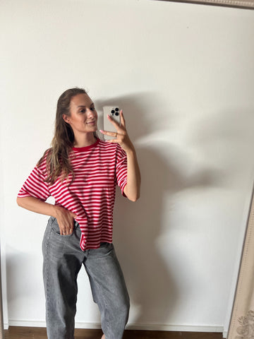 Lässiges Streifen T-Shirt – Rot/Rosa