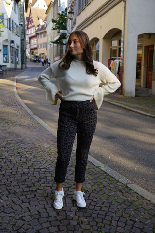 Leoparden Jogpants – Edel &amp; Sportlich