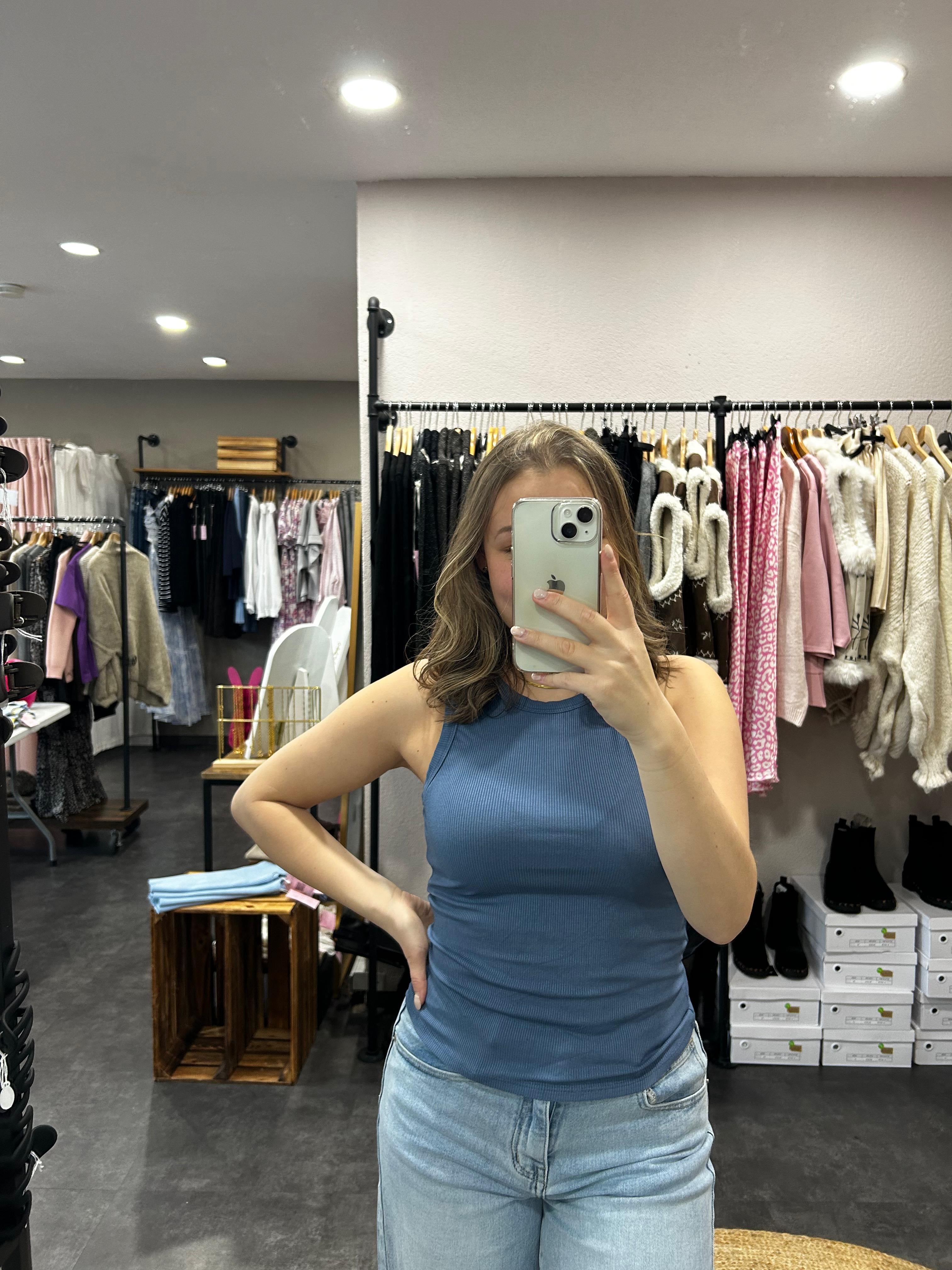 Basic Ripp Top – in verschiedenen Farben erhältlich