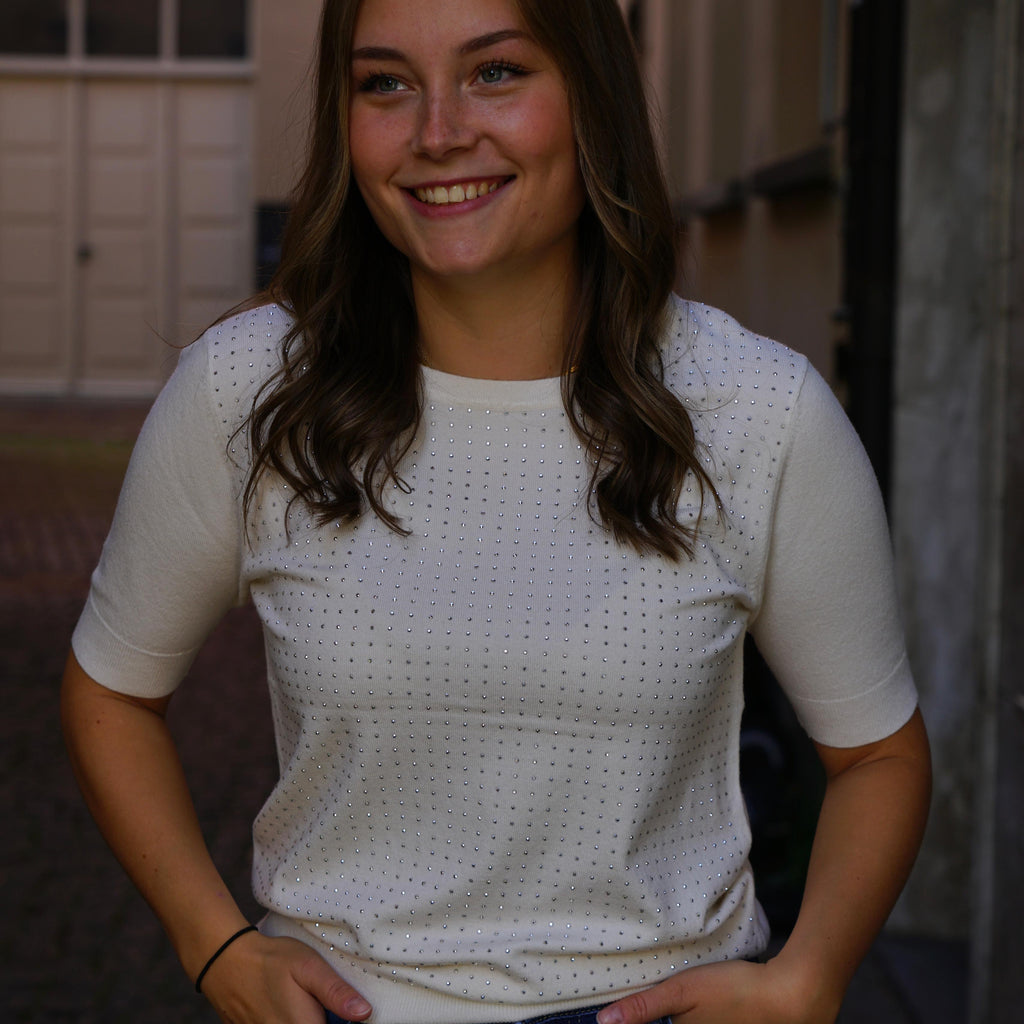 Glitzer T-Shirt – Wollweiß mit Strassdetails