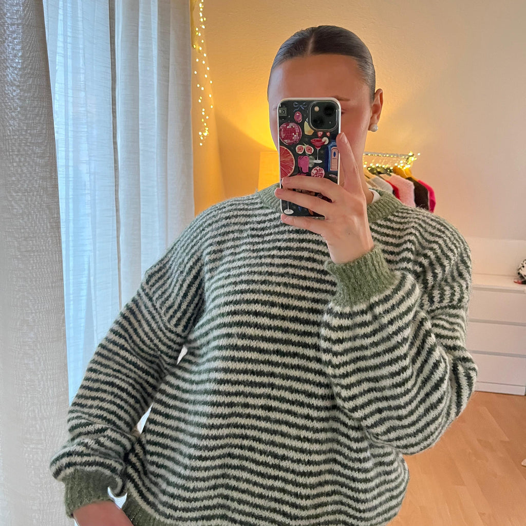Pullover „Selina“ – Soft stripes & cozy vibes | Grün-Creme