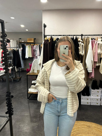 Zip-Strickjacke – Beige/Weiß gestreift
