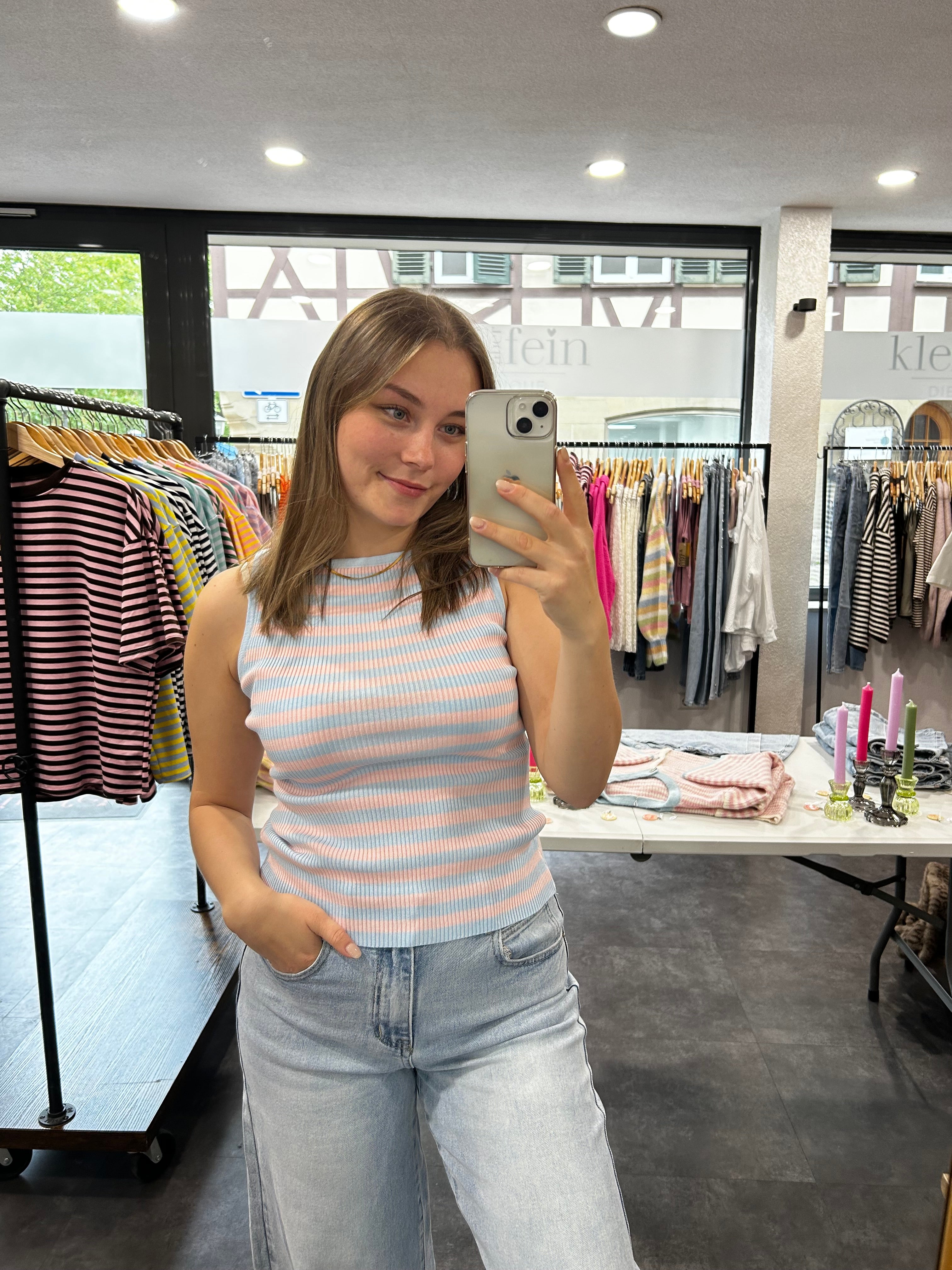 Gestreiftes Tanktop - in verschiedenen Farben erhältlich