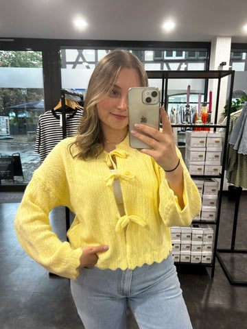 Strickjacke zum Binden – Zitronengelb