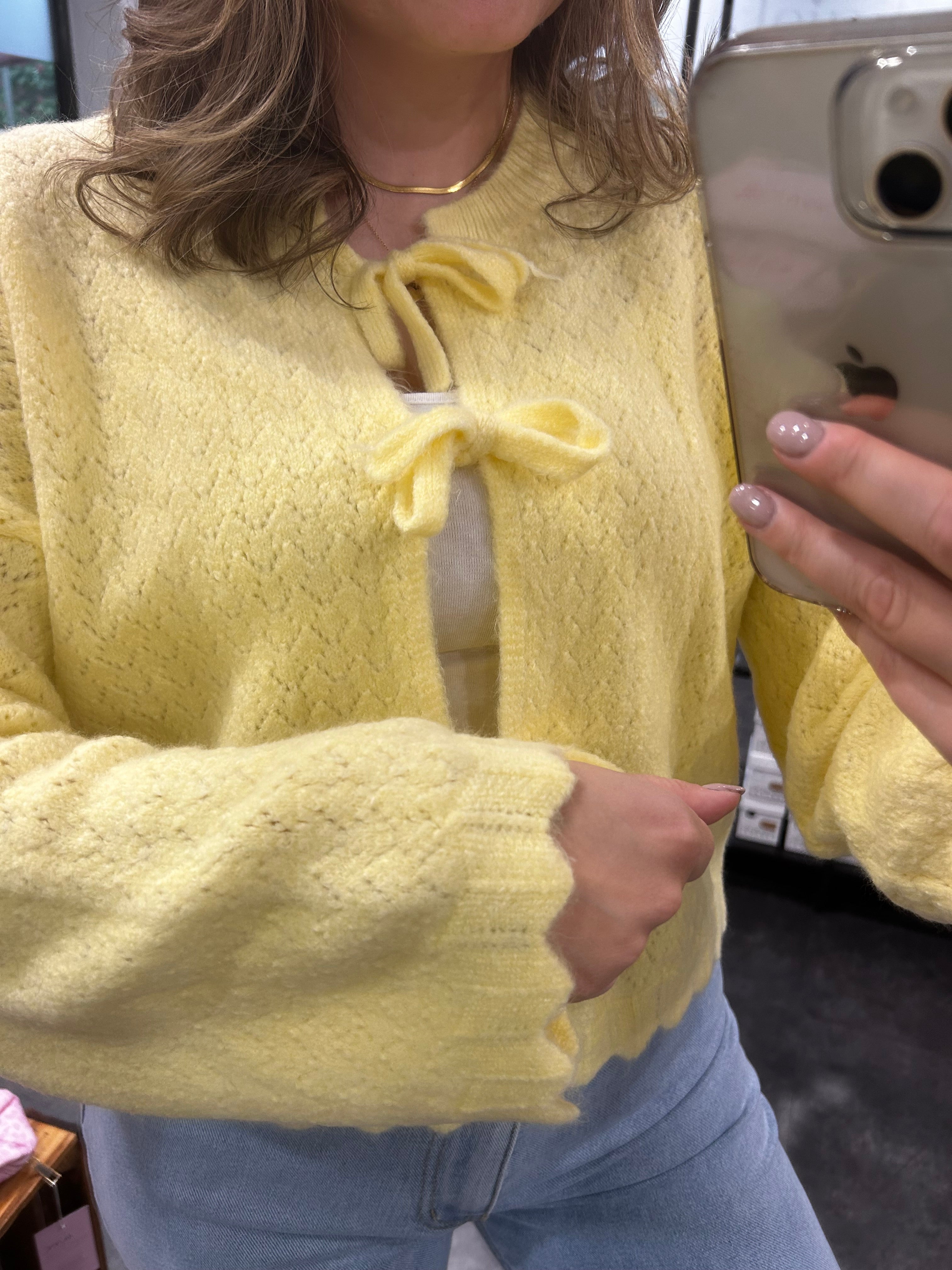 Strickjacke zum Binden – Zitronengelb