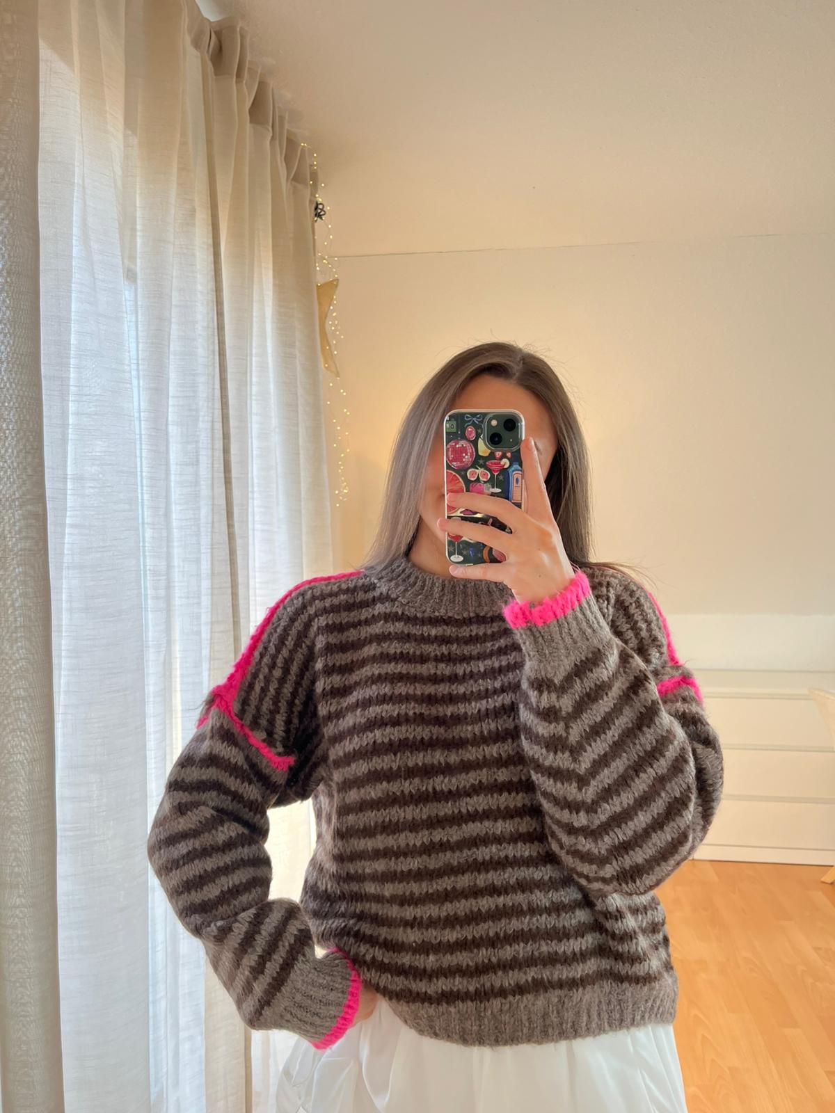 Strickpullover „Ravena“ – hellbraun dunkelbraun gestreift